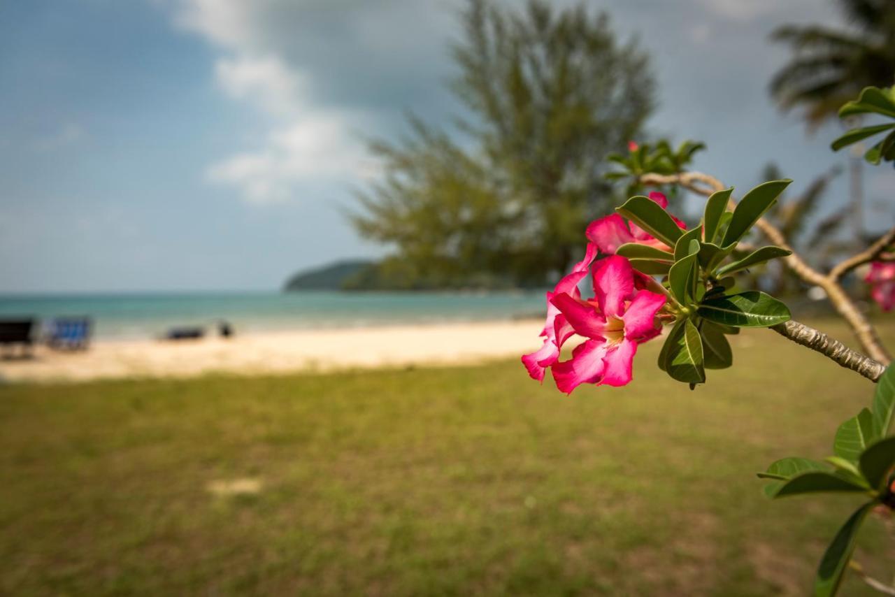 Sabai Beach Resort Koh Mak Exterior photo