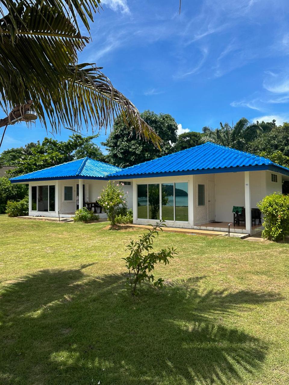 Sabai Beach Resort Koh Mak Exterior photo